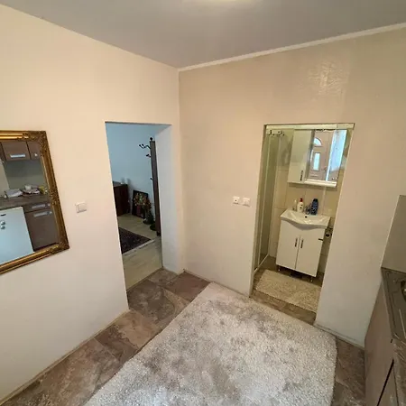 Couples Nest In